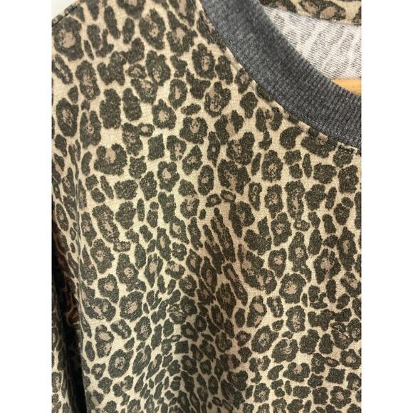 Splendid Animal Print Pullover Sweater size medium - Picture 3 of 5